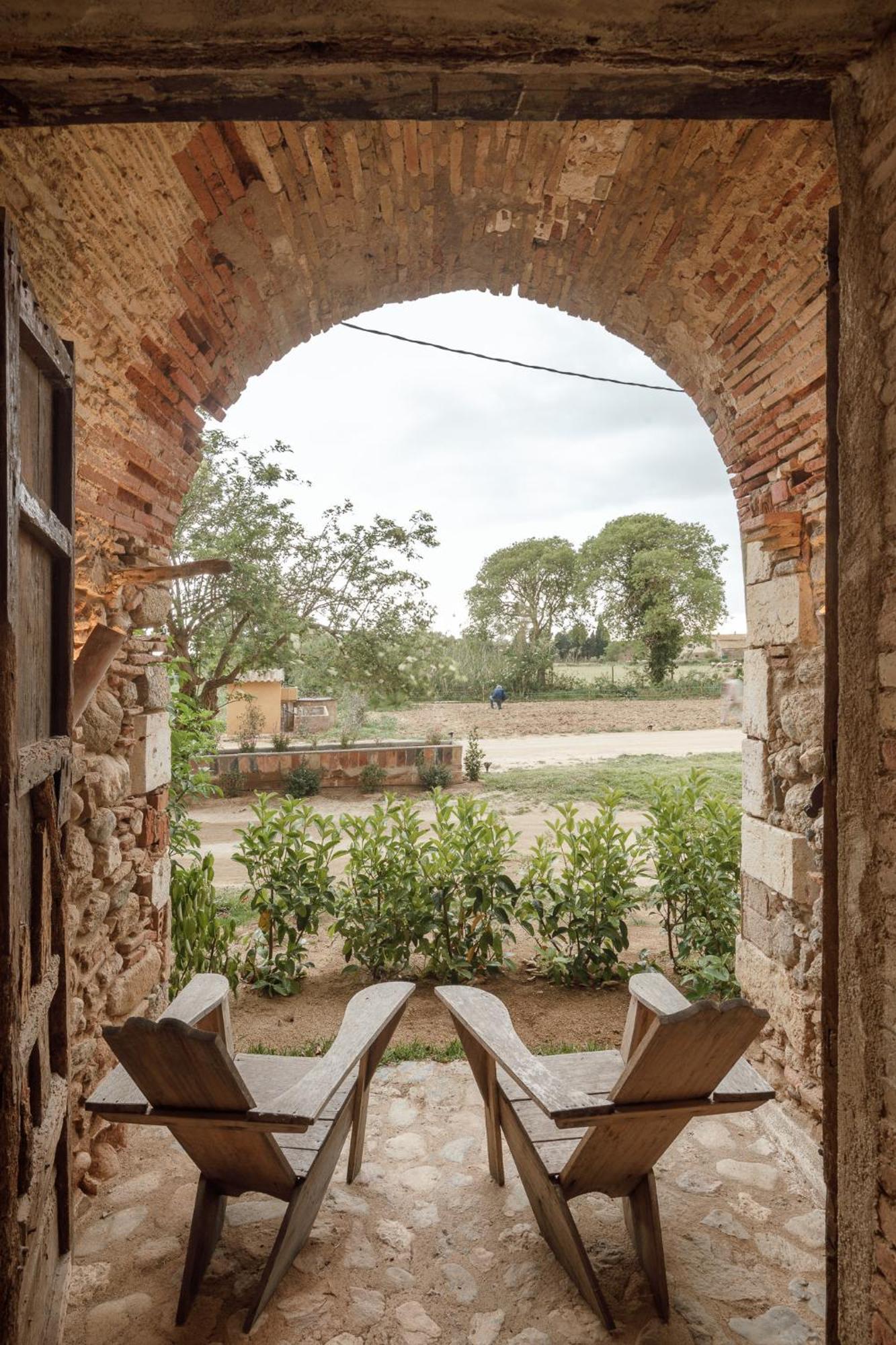 Hotel Castell De Vallgornera Peralada Bagian luar foto